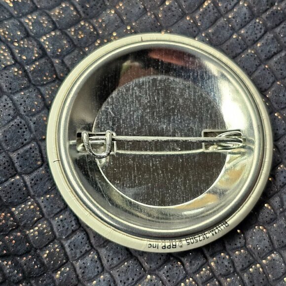 Vintage Santa Claus Brooch & "I Love Christmas" Button Pin Set - Picture 3 of 10